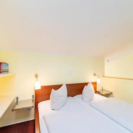 Elegant Eingerichtete * Granzow